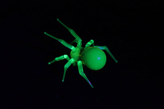 Tiny Glowing Spider Figurine – Uranium Glass Miniature Art
