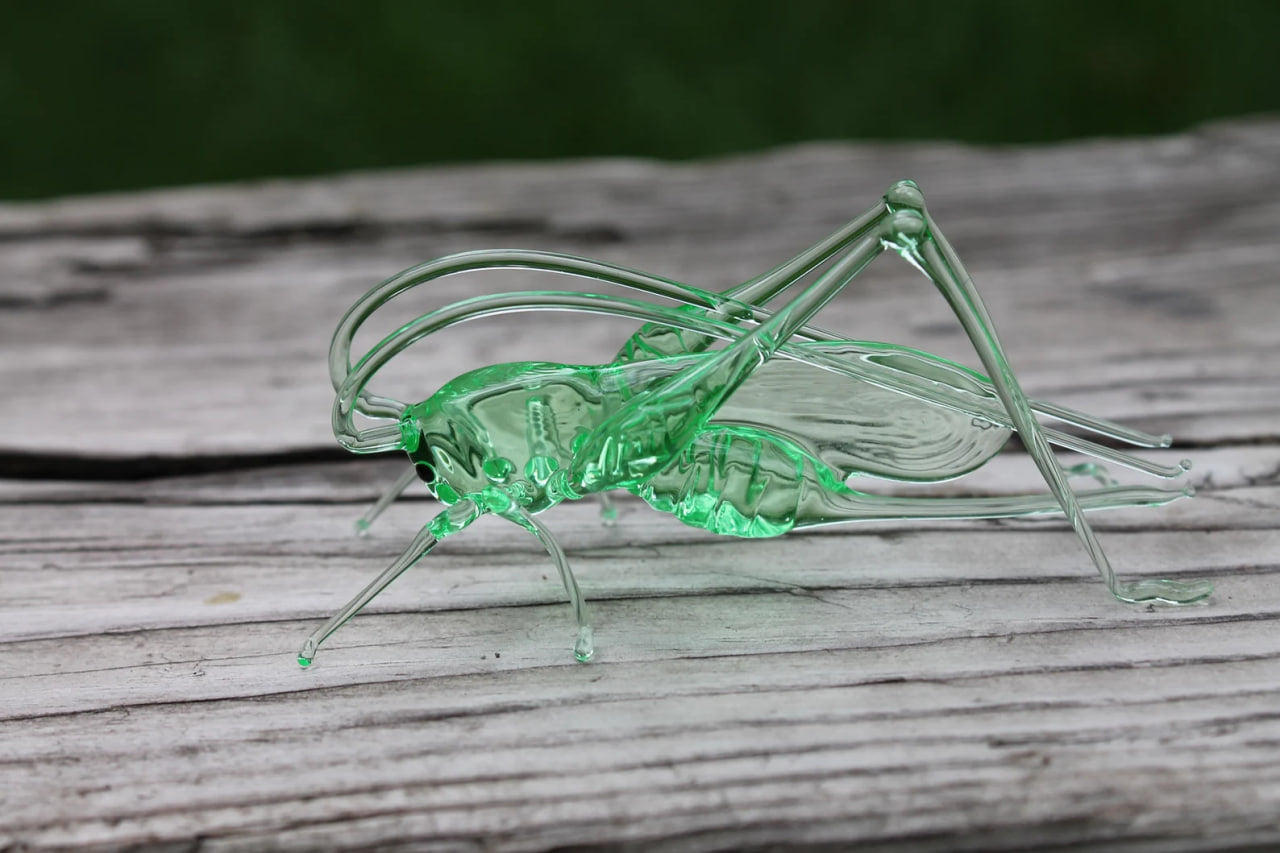 Uranium Glass Grasshopper Figurine – Glowing Handmade Insect Sculpture