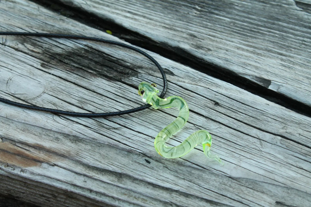 Glowing Snake Pendant – Uranium Glass Necklace for UV Light