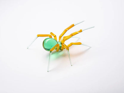 Handmade Uranium Glass Spider Figurine – Green Glowing UV Sculpture