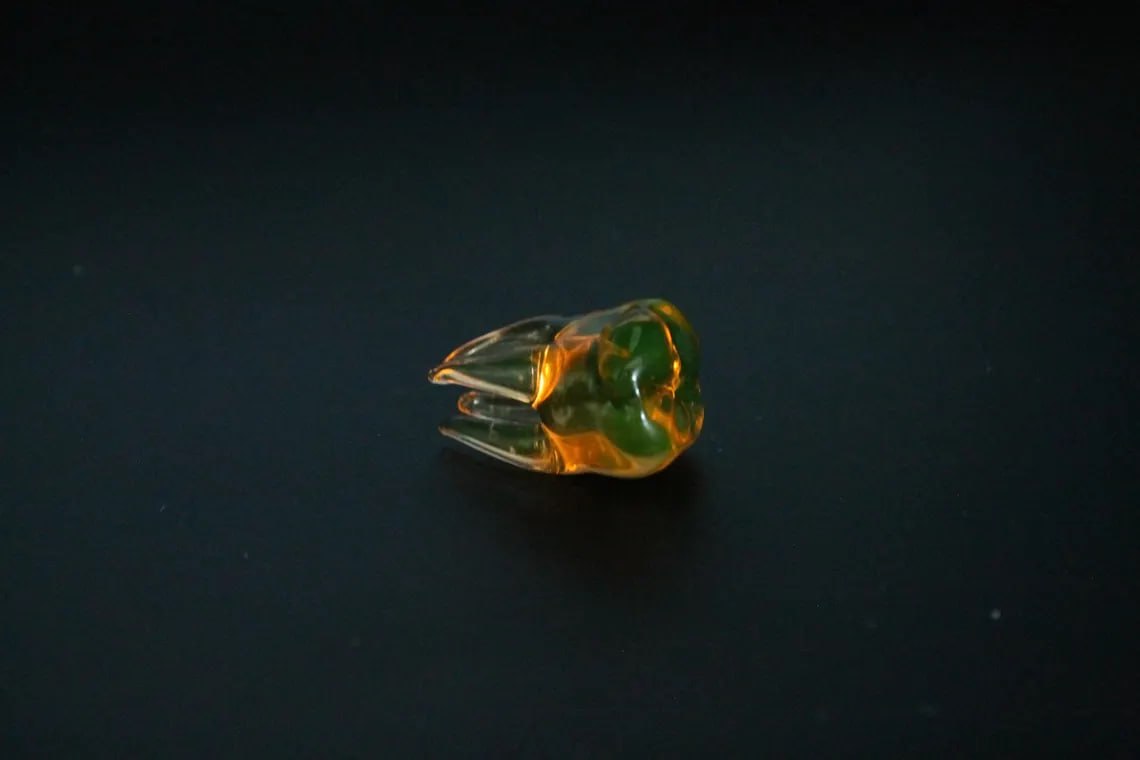 Uranium Glass Tooth Figurine UV Reactive Mini Glass Tooth Glow Under Black Light Handmade Dental Gift Tiny Glass Sculpture (Copy)
