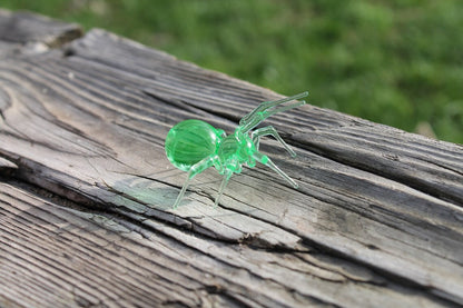Greem Uranium Glass Spider Uranium Glass Figurine Spider Glass UV Spider Glass Figurine