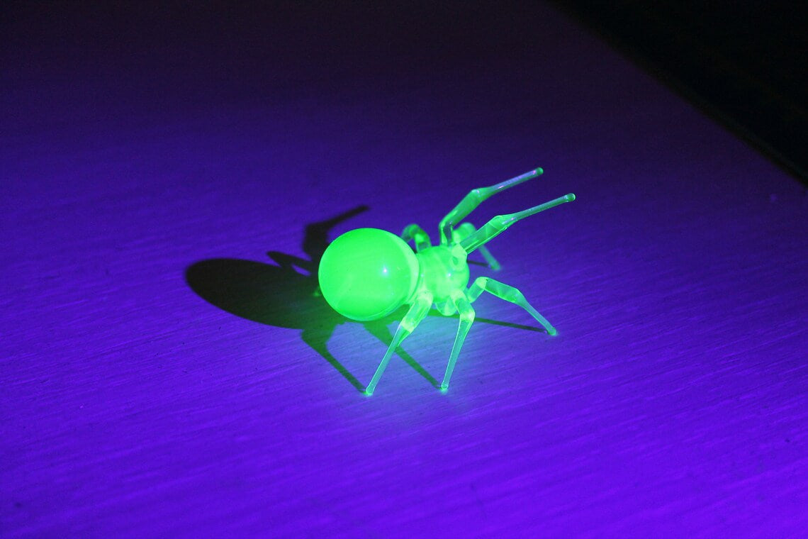 Greem Uranium Glass Spider Uranium Glass Figurine Spider Glass UV Spider Glass Figurine