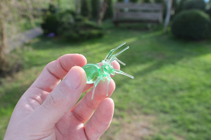 Greem Uranium Glass Spider Uranium Glass Figurine Spider Glass UV Spider Glass Figurine