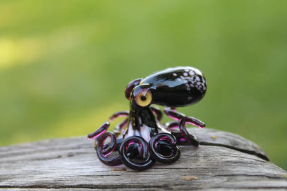 Purple White Handmade Glass Octopus Figurine – Blue & Pink Lampwork Animal – Miniature Sea Creature – Ocean Decor – Unique Gift for Marine