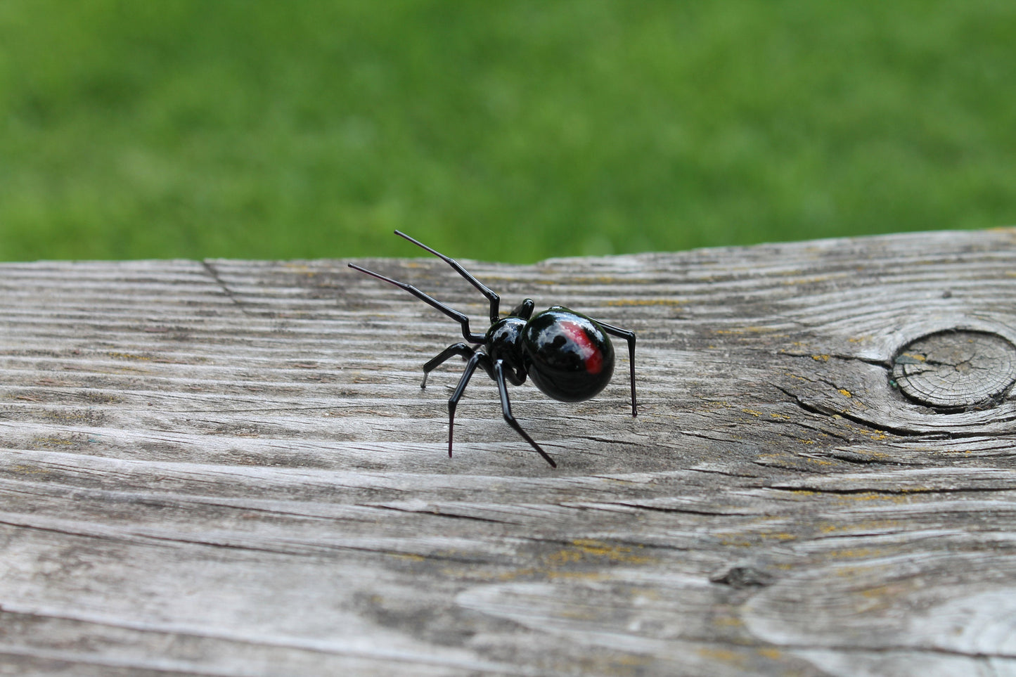 Mini Glass black Widow Figurine