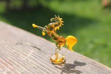Load image into Gallery viewer, Glass Horse Figurine Hand-Blown Collectible Glass
