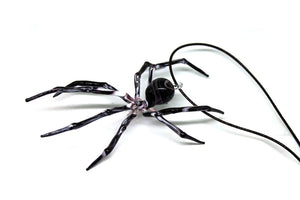 Art Glass Spider Figurine, Blown Glass Spider, Spider halloween, hand blown glasses