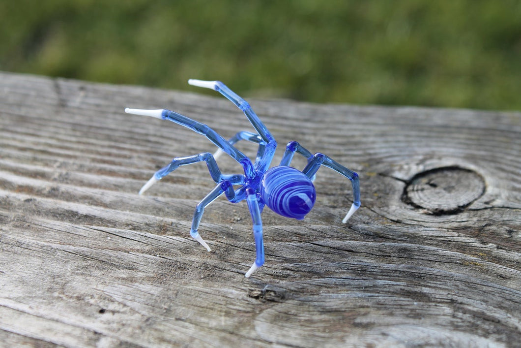 Blown Glass Figurine Art Insect  Black SPIDER, Art Glass Spider Figurine Glass Figurine Animal Figure Glass Sculpture