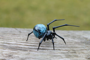 Art Glass black Garden Spider Sculpture, Blown Glass Figurine Art Insect, Glass Spider Figurine Blown Glass Spider Glass Spider Miniature