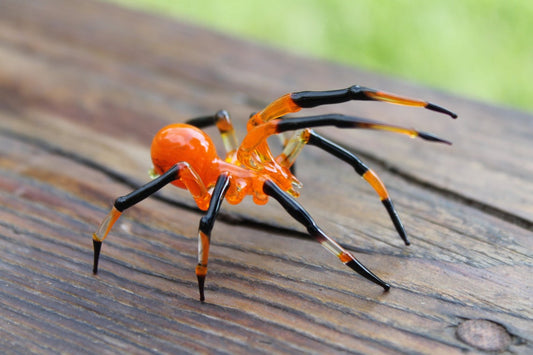 Orange And Black Glass Spider Figurine – Halloween Art Sculpture
