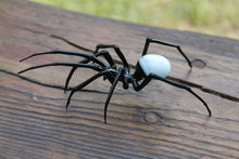 Load image into Gallery viewer, Blown glass  Spider Glass Spider Figurine
