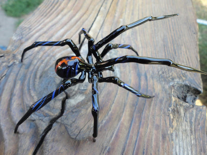 Art Glass Spider Figurine, Blown Glass Spider, Spider halloween, hand blown glasses, glass sculpture for sale, Spider Charms