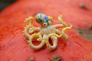 Yellow Blown Glass Octopus glass figurine Octopus Glass Ocean Octopus  Kraken Glass Octopus Figurine