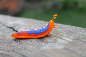 Slug glass sculpture