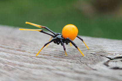 Spider Figurine  Blown Glass Spider Glass Spider Miniature Glass Spider Collection  Animal Glass Figurine  Art Glass Spider