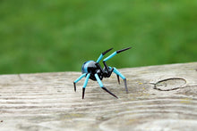 Load image into Gallery viewer, Glass black Garden Spider Sculpture
