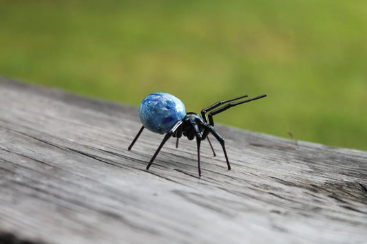 Miniature Blue Spider Figurine – Murano Glass Sculpture For Gifts