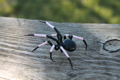 Black Spider With Pink Legs – Murano Glass Figurine Halloween Decor