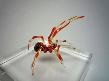 Load image into Gallery viewer, Spider Animals Glass, Art Glass, Blown Glass, Sculpture Made Of Glass, blown glass figurine
