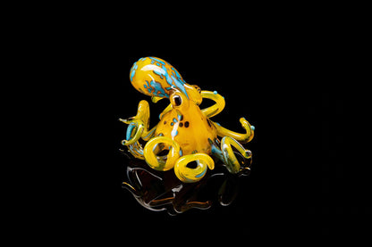 Yellow Glass Octopus With Blue Dots – Blown Miniature Sea Figurine