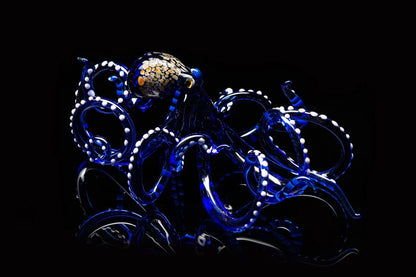 Deep Blue Blown Blown Glass Octopus Figurine In Deep Blue And Gold Glass Octopus