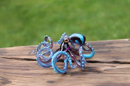 The Purple turquoise Kracken Collectible Wearable Boro Glass OctopusArt Glass Octopus Figurine -  Blue Purple Tentacles