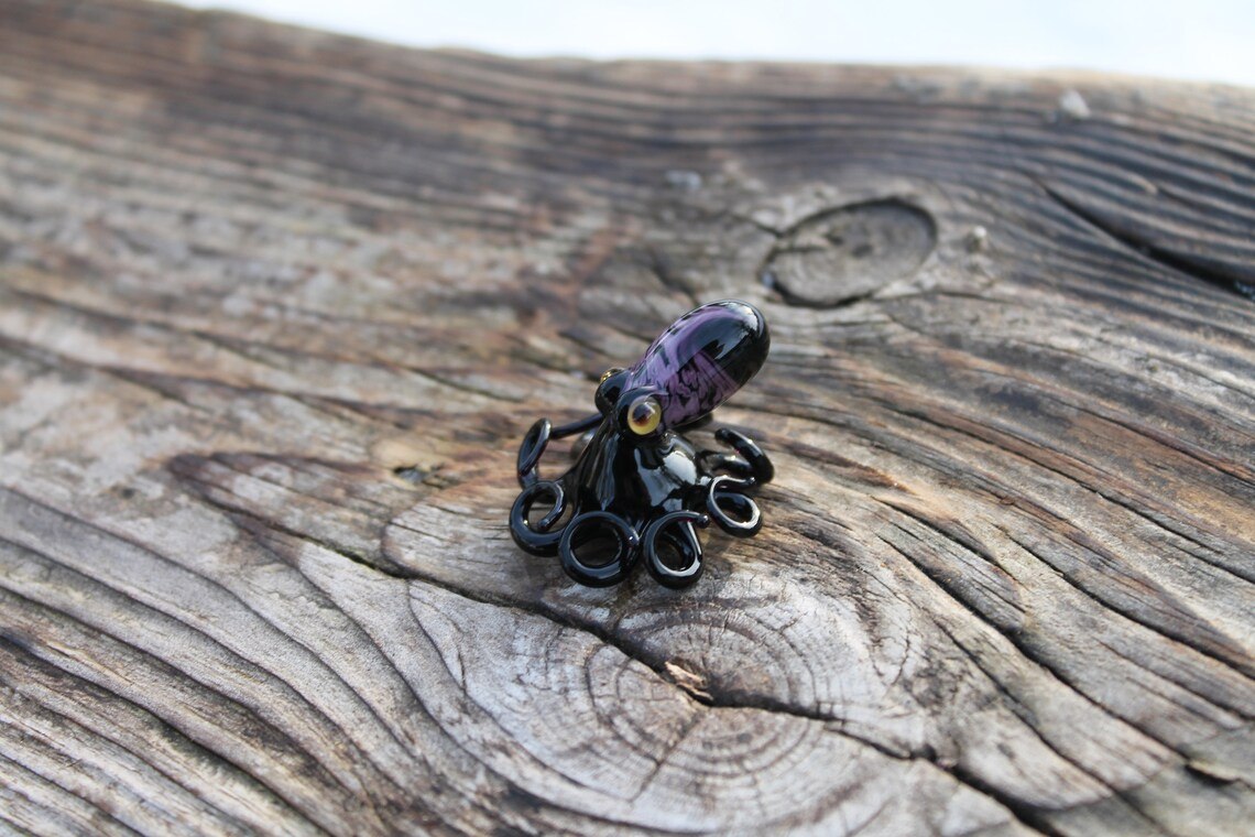 Handmade Black And Purple Glass Octopus Figurine - Ocean Art Gift