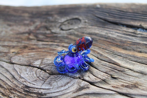 Blue Red Blown Glass Octopus, Glass Octopus, Glass, Octopus, Ocean, Octopus Sculpture, Squid, Kraken, Sea, Cephalopod, Blown Glass, Octopus Figurine